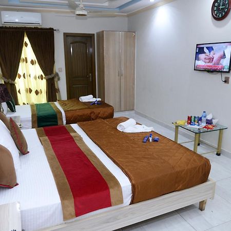 Hotel Deluxe Lahor Dış mekan fotoğraf