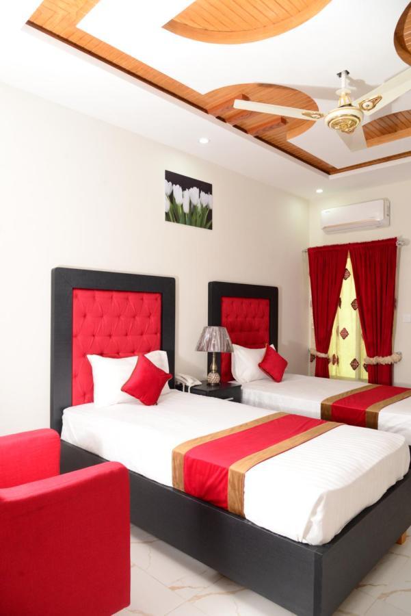 Hotel Deluxe Lahor Dış mekan fotoğraf