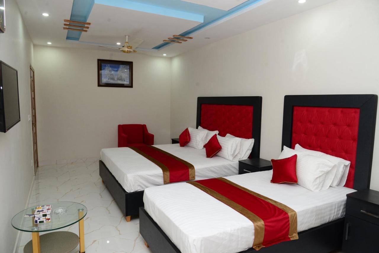 Hotel Deluxe Lahor Dış mekan fotoğraf